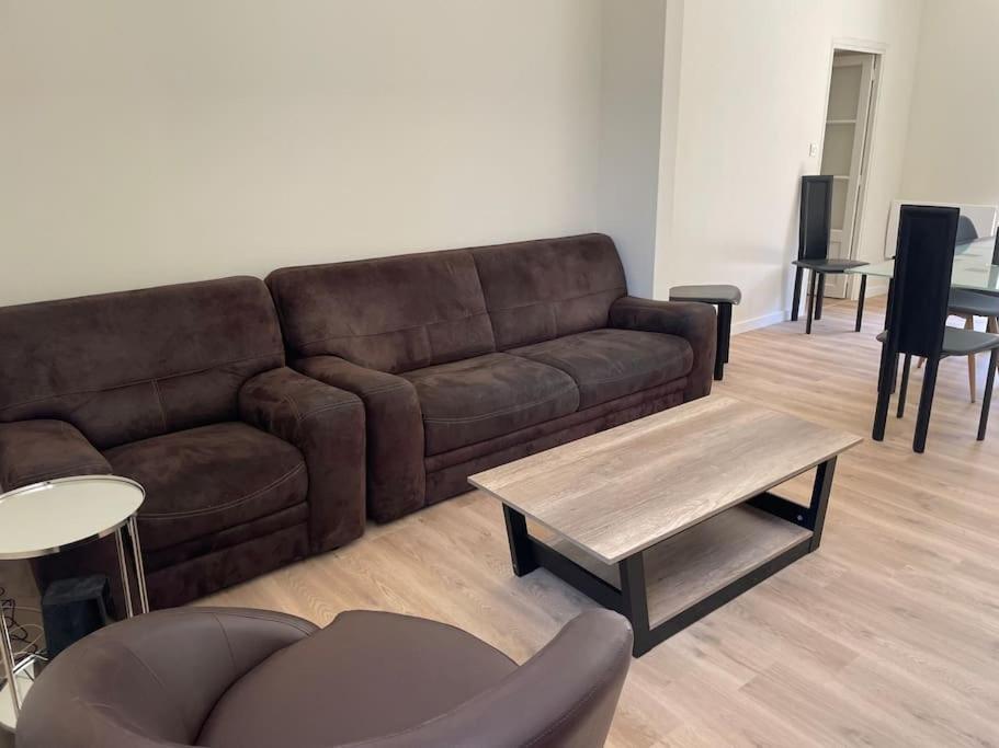 Maison 5 Chambres 3Sdb En Ville Avec Piscine ペリグー エクステリア 写真